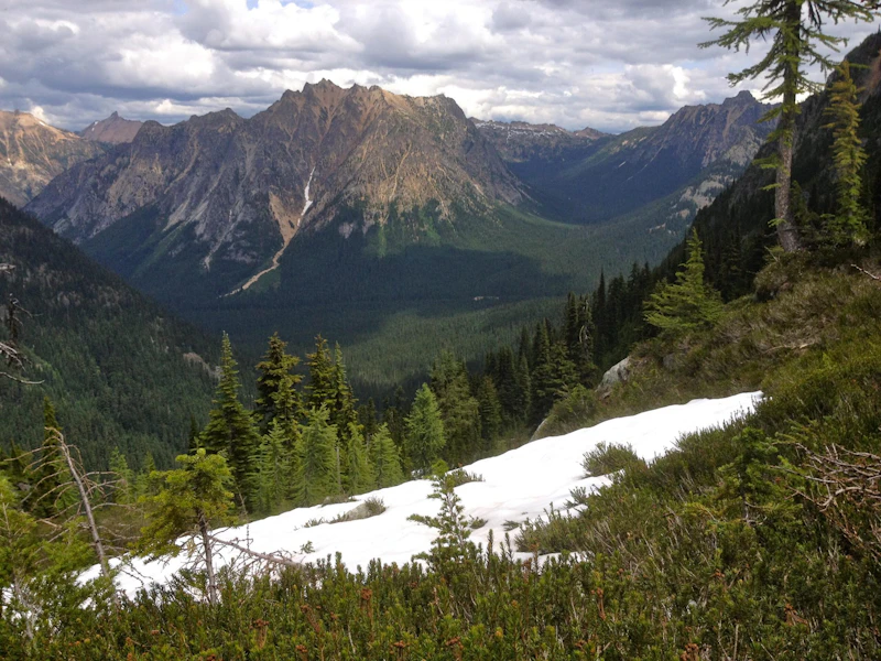 20150622-OkaWen-NF-View-from-Heather-Pass-by-Natalie-Kuehler
