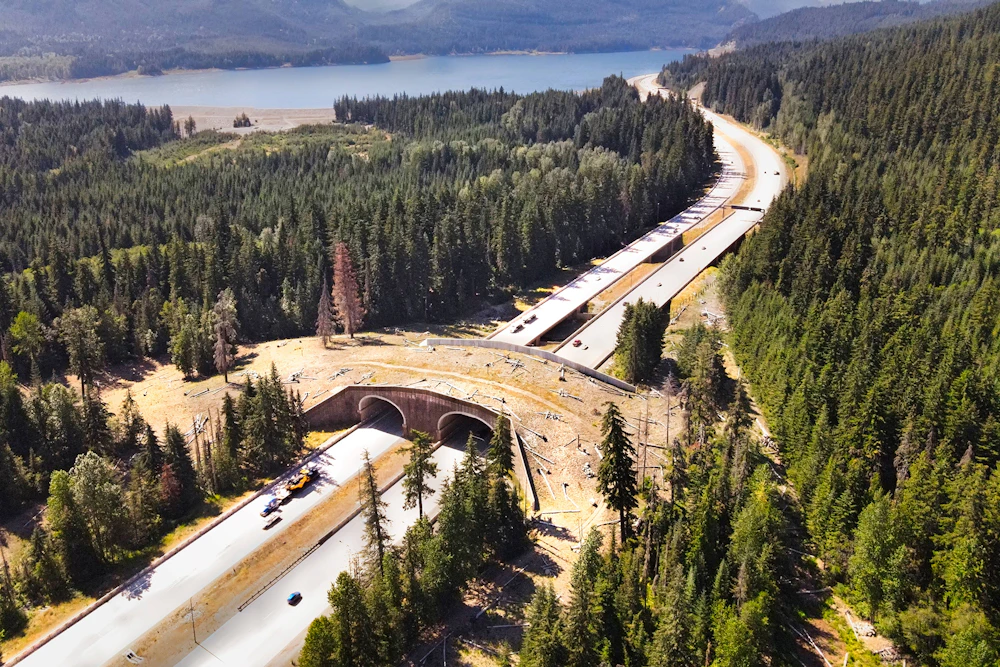 Aerial photo of I 90 overcrossing August 2021 resized