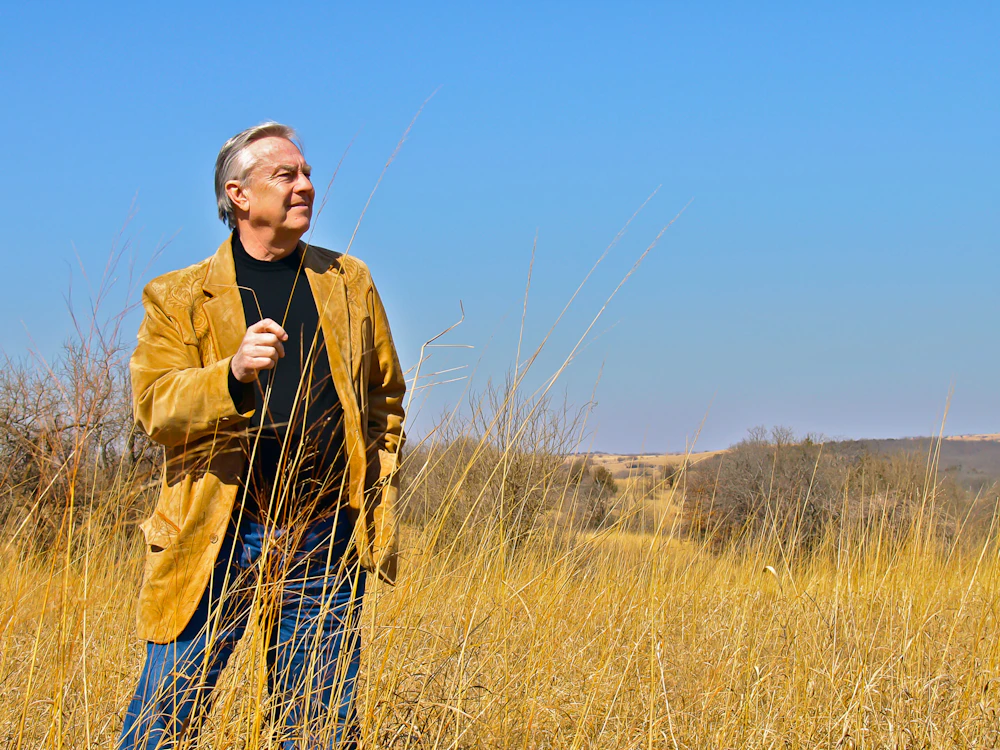 Bill Kurtis With Tall Grass 11