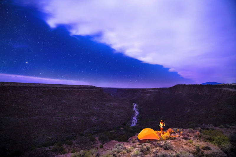 Cliff camping above the Rio Grande.
