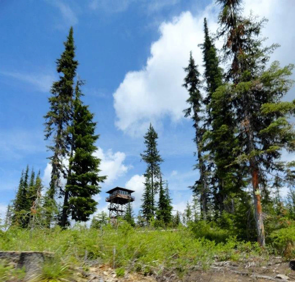Gem-Peak-Lookout-2 cropped