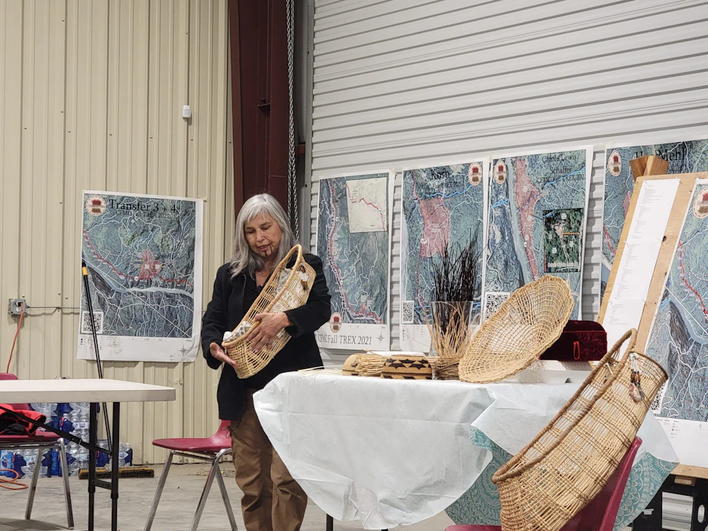 Margo giving a basket demonstration for participants of the Cultural Burn Training Exchange credit Elizabeth Azzuz