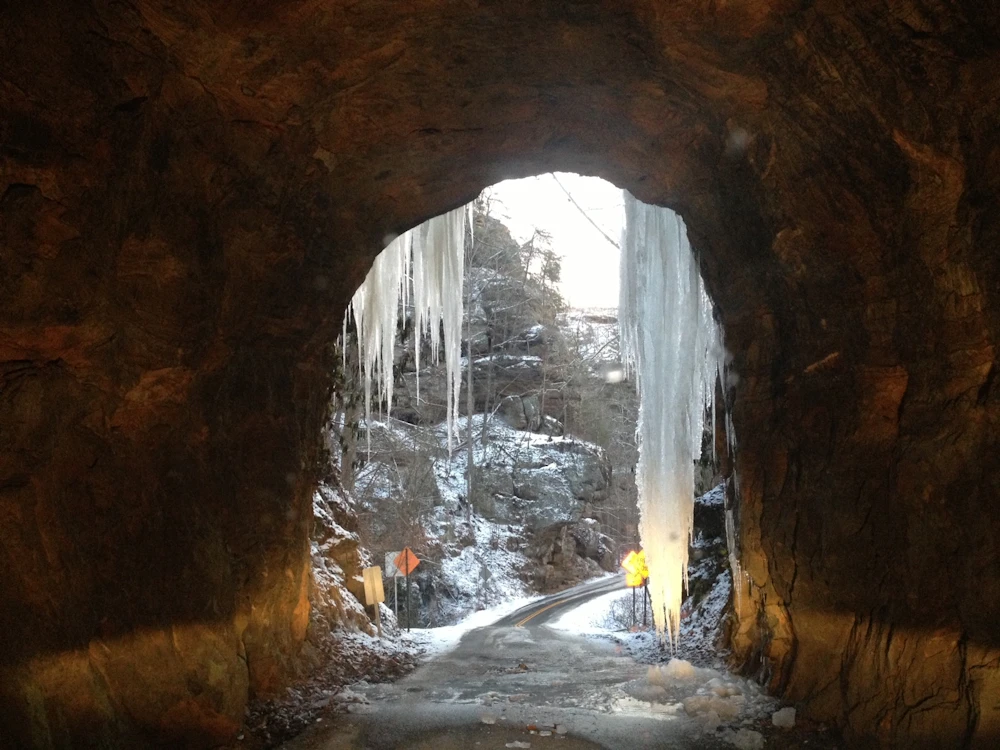 Nada Tunnel Ice