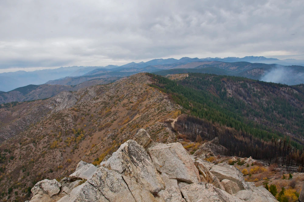 Photo-6-20151006-The-Fire-Scarred-View-from-the-Chelan-Ridge-Observation-Point-by-Natalie-Kuehler