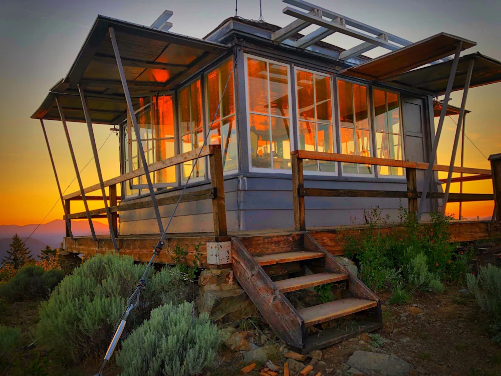 Rogue River Siskiyou Squaw Peak Lookout Chryssa Hunlock