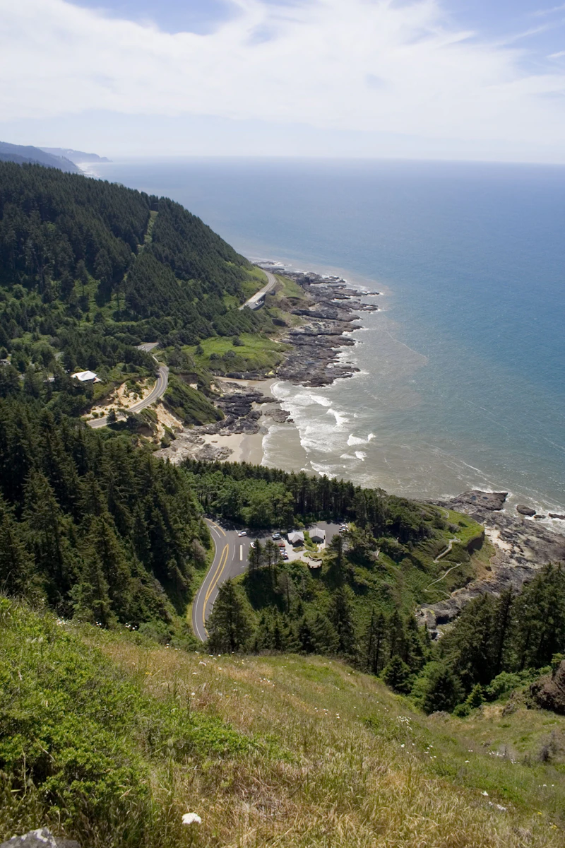 Road along the rocky coast.