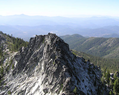 Trinity-Alps-Wilderness Monumnet-Peak Ken-Hallock