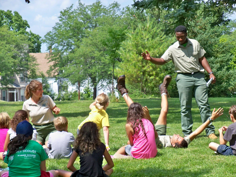 UCIntern Darrin ActivityatLyndenHill Summer20142