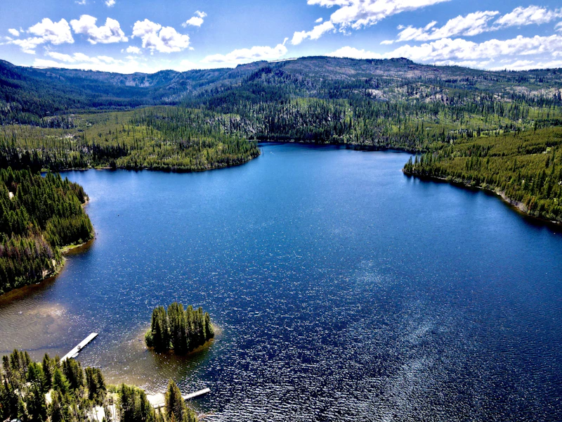 Lake/