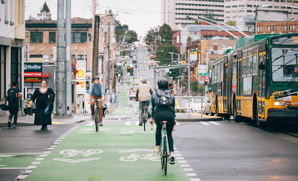 Floating bus stop and bike lane_Photo by Adam Coppola Photography